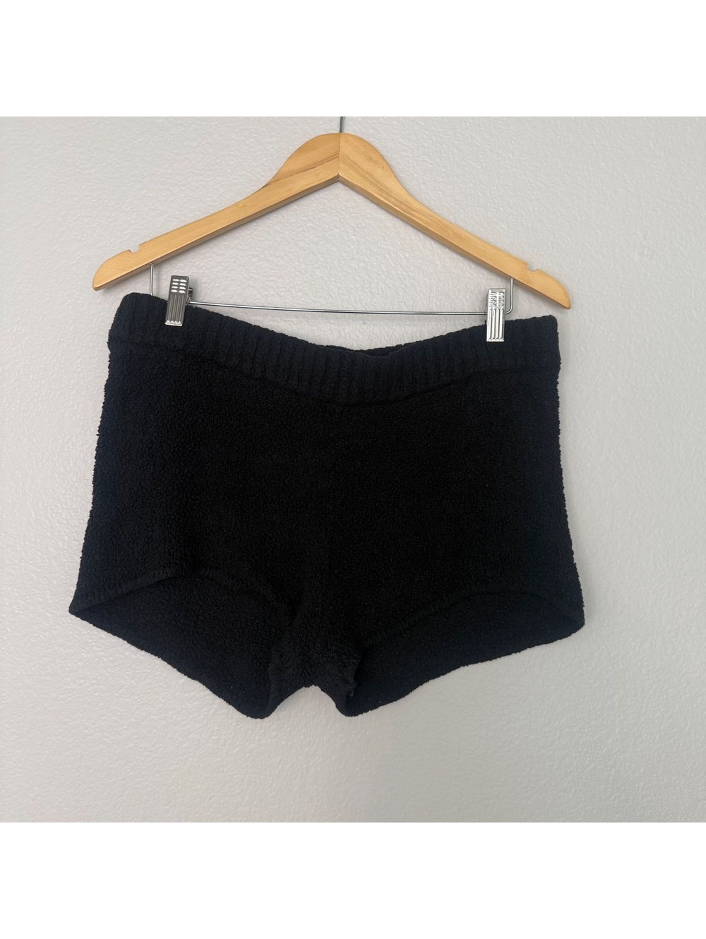 UGG Black Cozy Lounge Shorts Size L